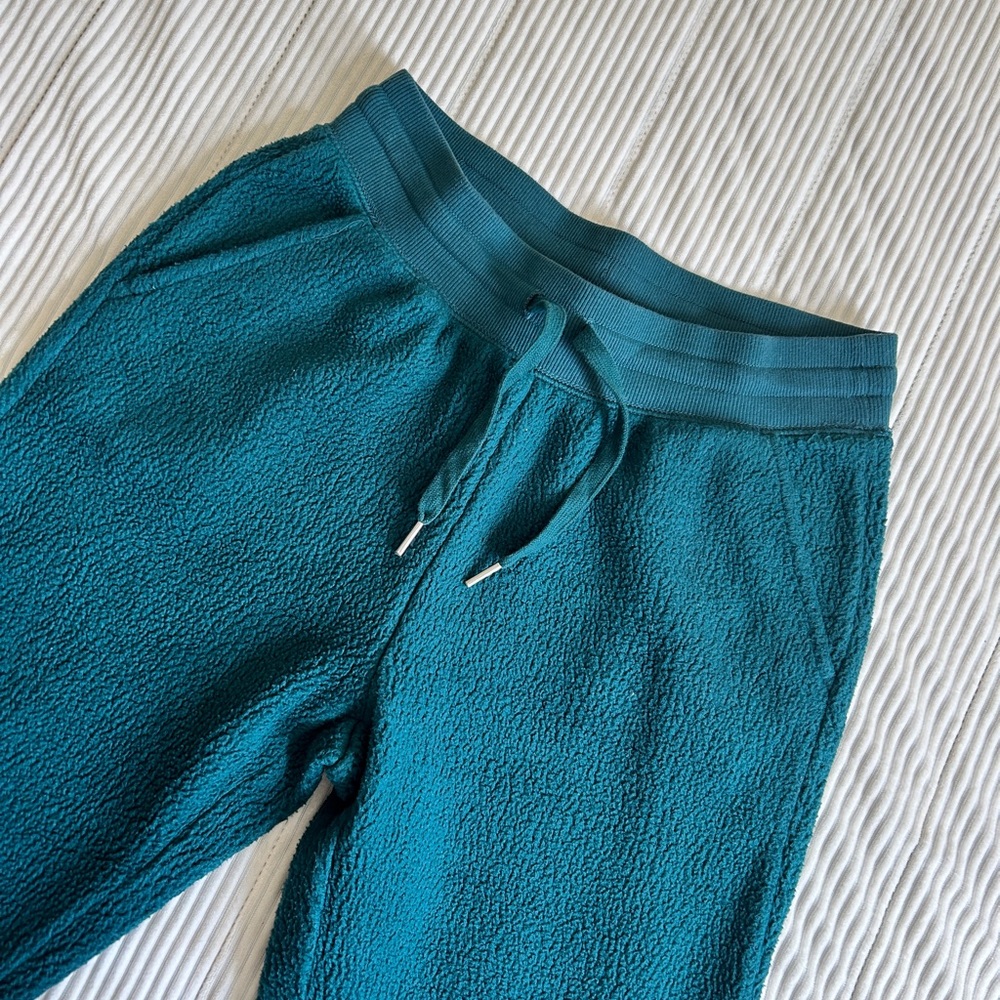 Green Textured Jogger Pants